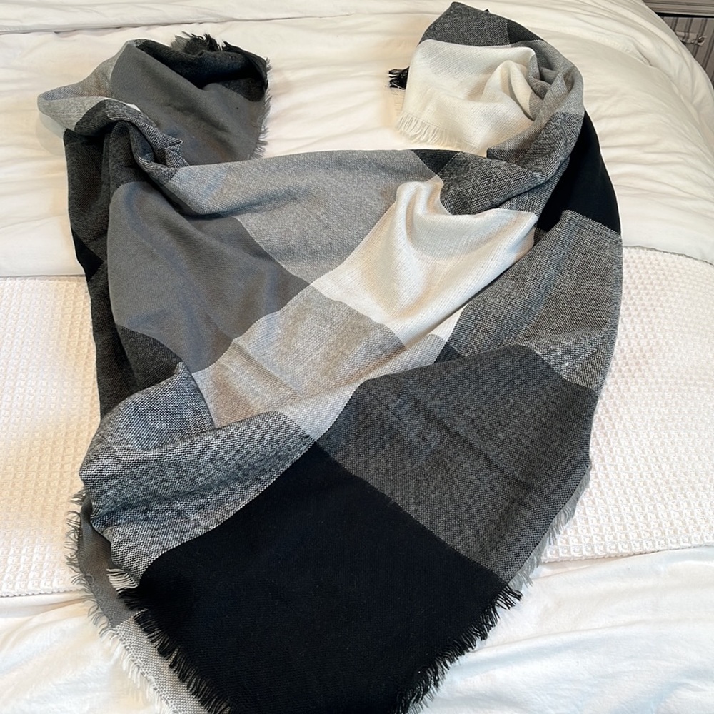 BLANKET SCARF - Picture 3 of 3